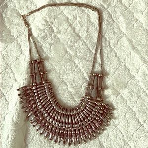 Metal necklace